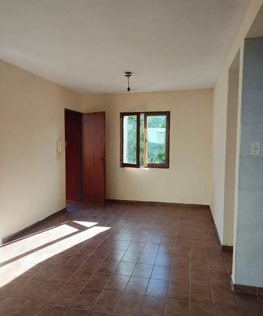 DEPARTAMENTO BARRIO SUTIAGA 5