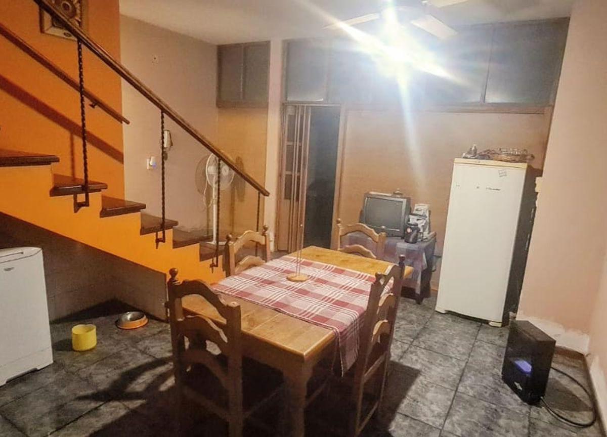 Venta 4 Locales Comercial y Casa - Plaza Godoy Cruz 3