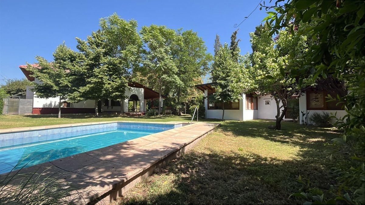Hermosa Casa en Chacras de Coria! 5
