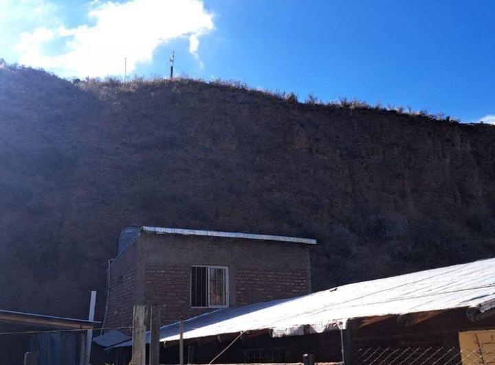 Local comercial + Departamento en Potrerillos 3