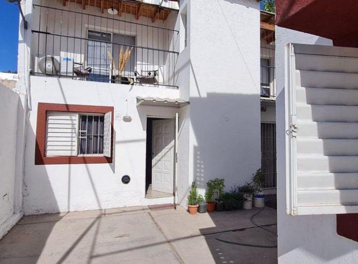 DUPLEX en VENTA en calle RIOJA 31- CAPITAL MENDOZA 1