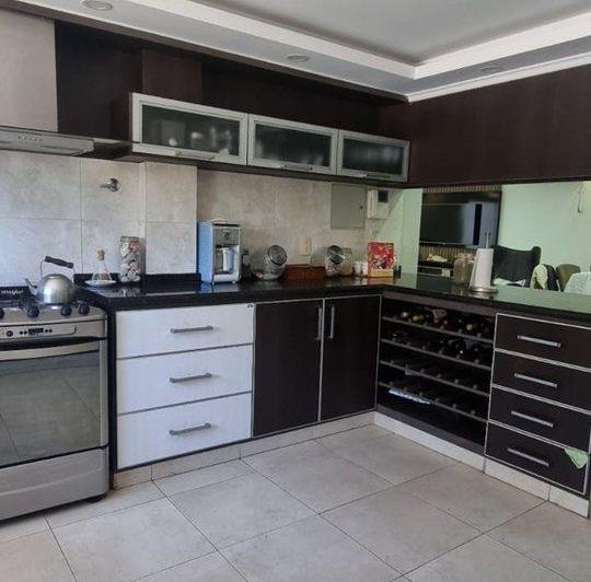 EXCLUSIVA CASA en VENTA - TUPUNGATO 1