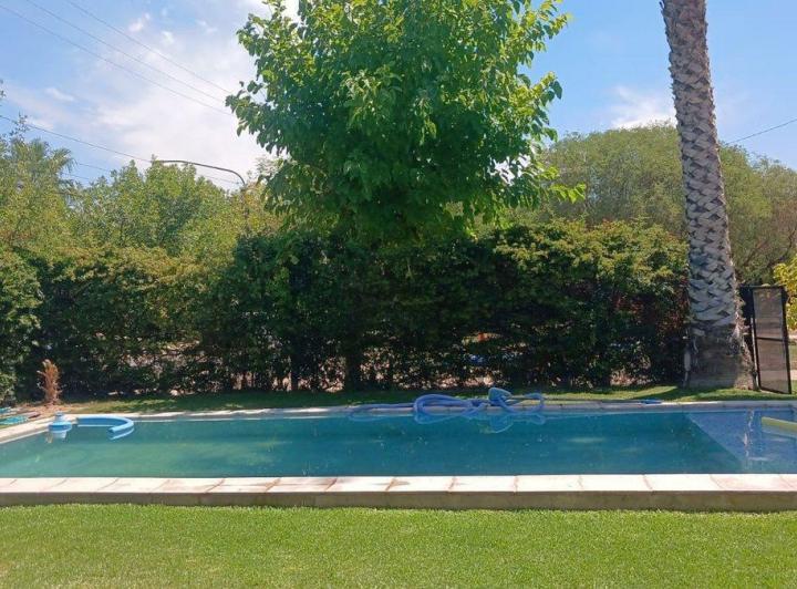 Casa Esquina con Piscina en Altos de Carrodilla 4