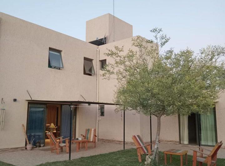 HERMOSA CASA EN BARRIO PRIVADO - LUNLUNTA 3