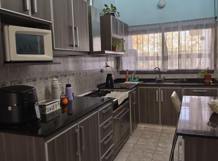 VENTA  ESPLÉNDIDA CASA APTA CRÉDITO EN CARRODILLA 3