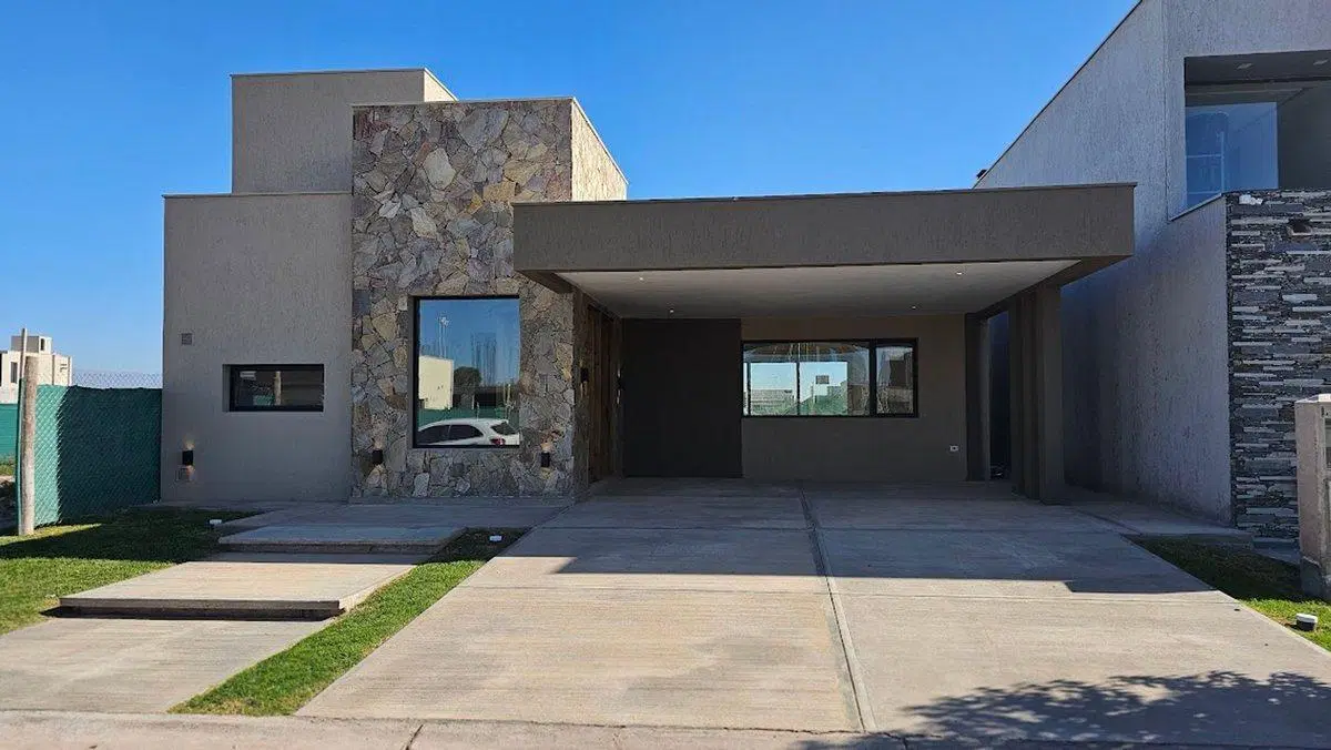 CASA A ESTRENAR EN VENTA BARRIO LAS RETAMAS MAIPÚ 5