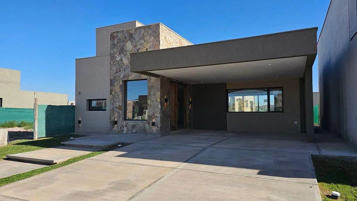 CASA A ESTRENAR EN VENTA BARRIO LAS RETAMAS MAIPÚ 3
