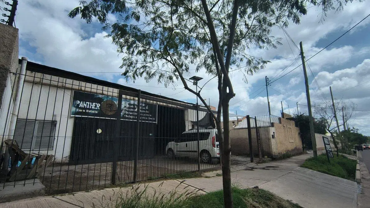 GALPON CON OFICINA Y CASA 5