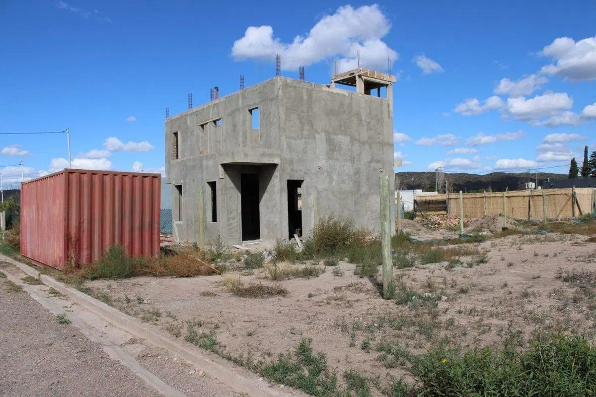 VENTA CASA 3 HAB EN OBRA -B° TIERRAS DE OLAVARRIA 4