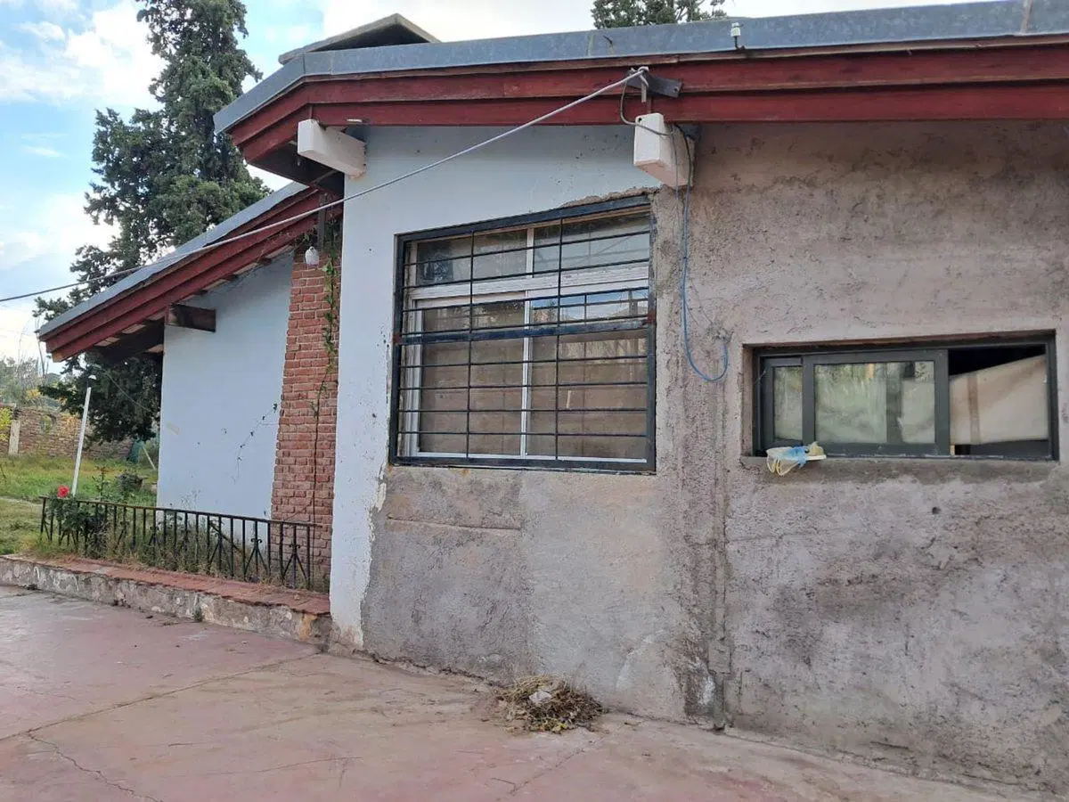 VENTA CASA CON AMPLIO TERRENO- ALVAREZ CONDARCO 3
