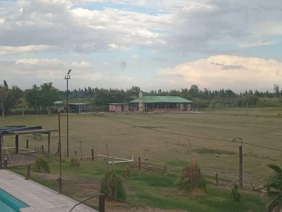 Quinta de 7 ha, con múltiples instalaciones 2