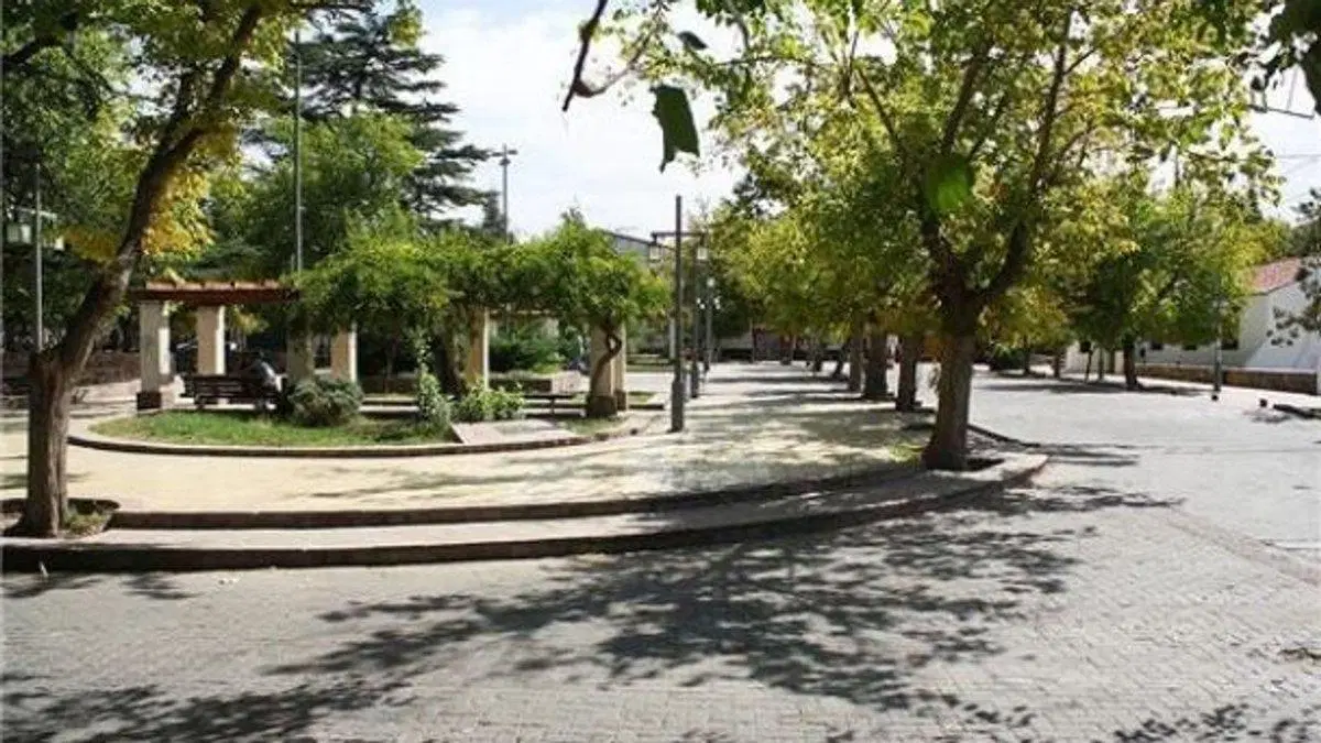 OPORTUNIDAD COMERCIAL - Alquiler CHACRAS DE CORIA 2