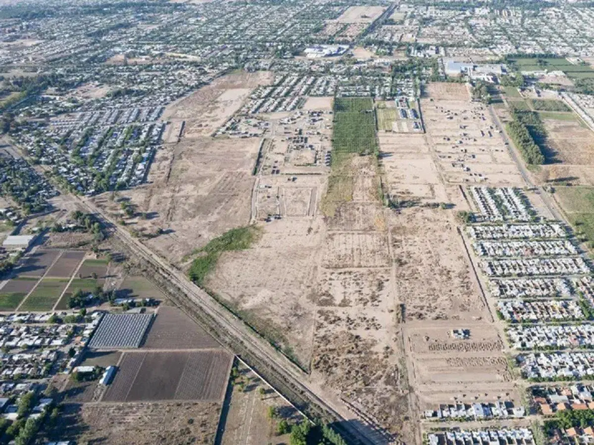 Venta Lote 208m2 en Buena Nueva, Guaymallen 2