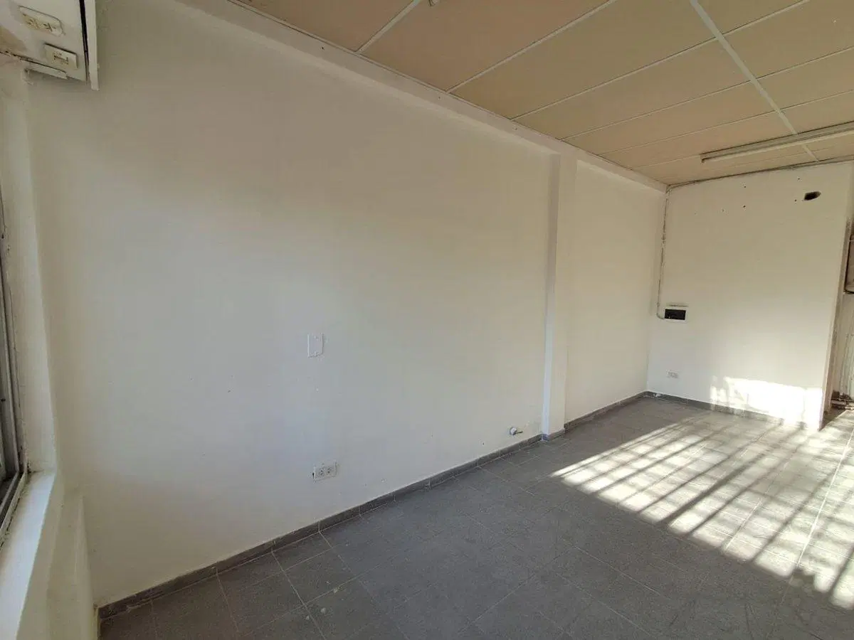 ALQUILER DE OFICINA/LOCAL COMERCIAL, GODOY CRUZ 4