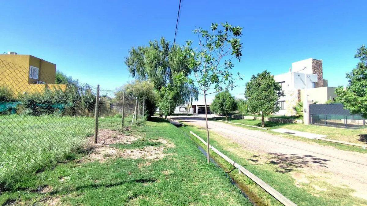 LOTE EN COUNTRY MENDOZA RUGBY CLUB 4