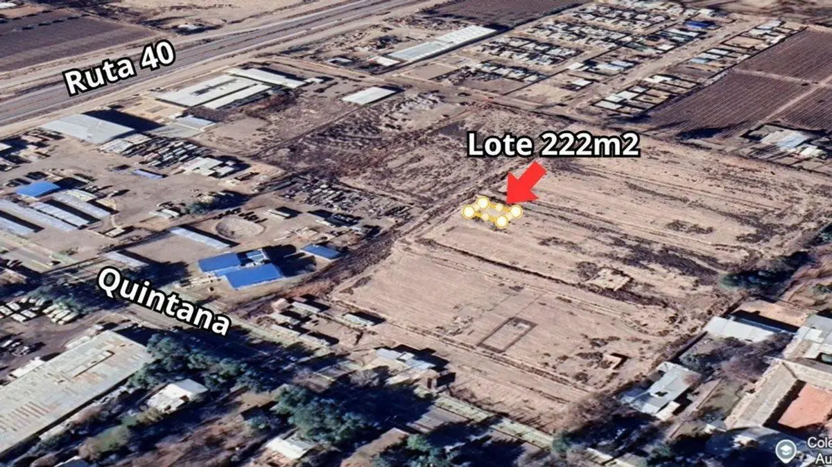 LOTE ESQUINA BARRIO ALTO QUINTANA EN VENTA 4