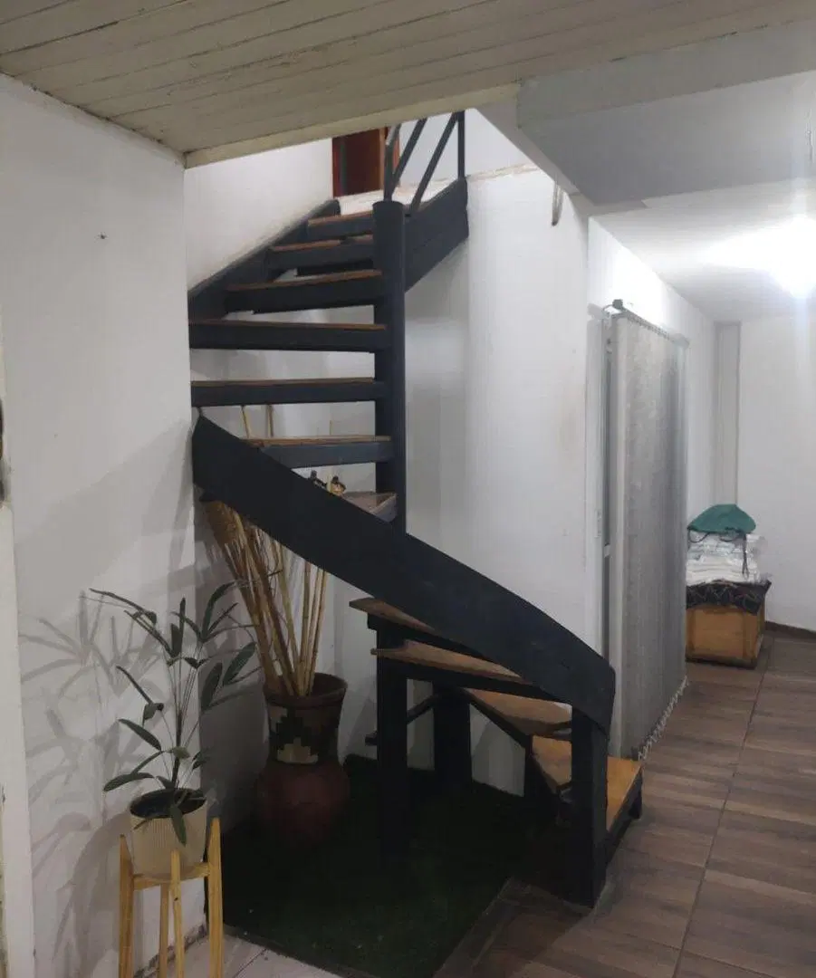 VENTA DE CASA- VISTALBA, CALLE REINOSO 1367 2