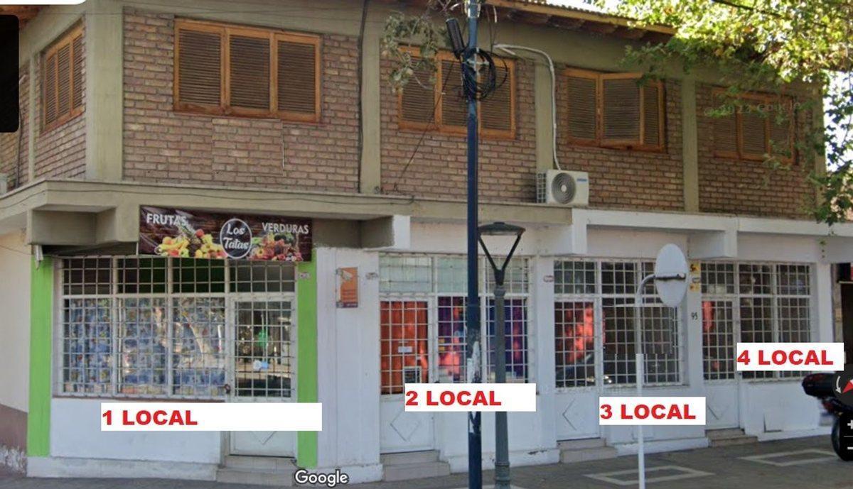 CASA CON 4 LOCALES COMERCIAL - PLAZA GODOY CRUZ