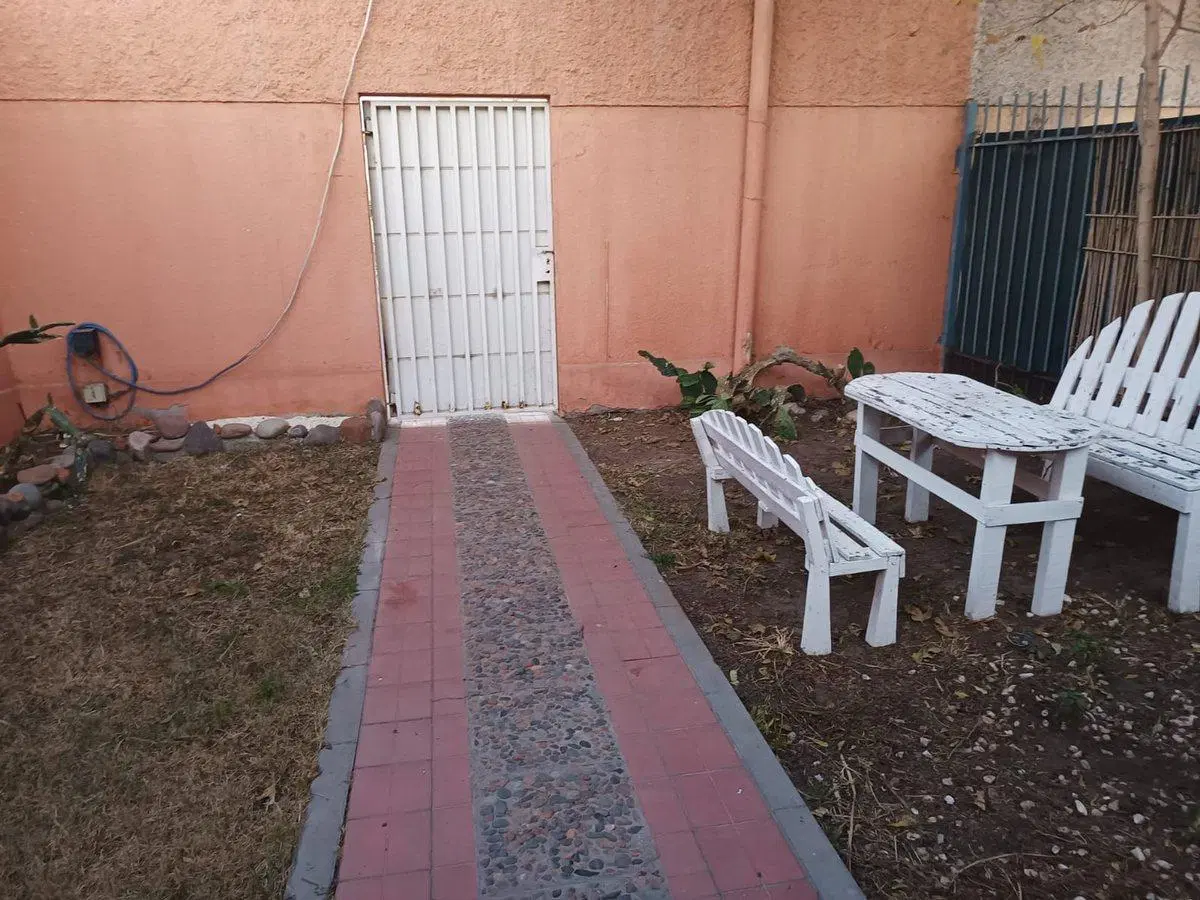 CASA en VENTA - LATERAL ACCESO ESTE (GUAYMALLÉN) 4