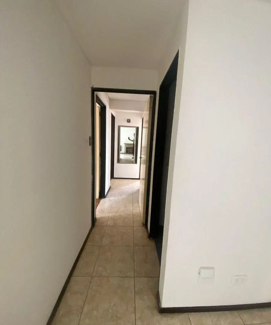 Depto 3 dorm, 2 baños y cochera en centro de mdz 2
