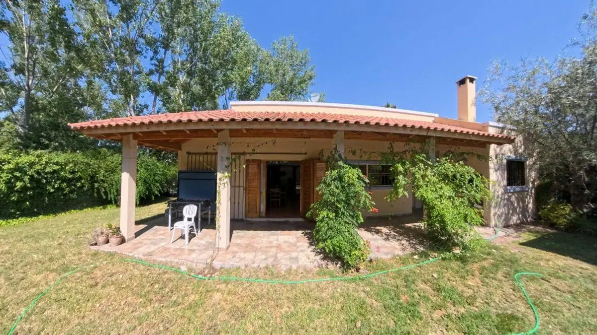 CASA APTA CRÉDITO EN VENTA DE CATEGORÍA EN LUJÁN 5
