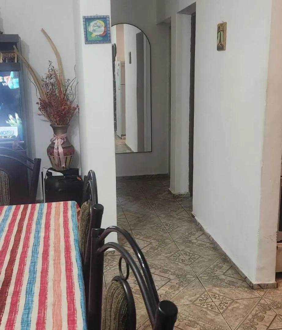 CASA EN VENTA EN LUJAN ZONA CENTRICA 5