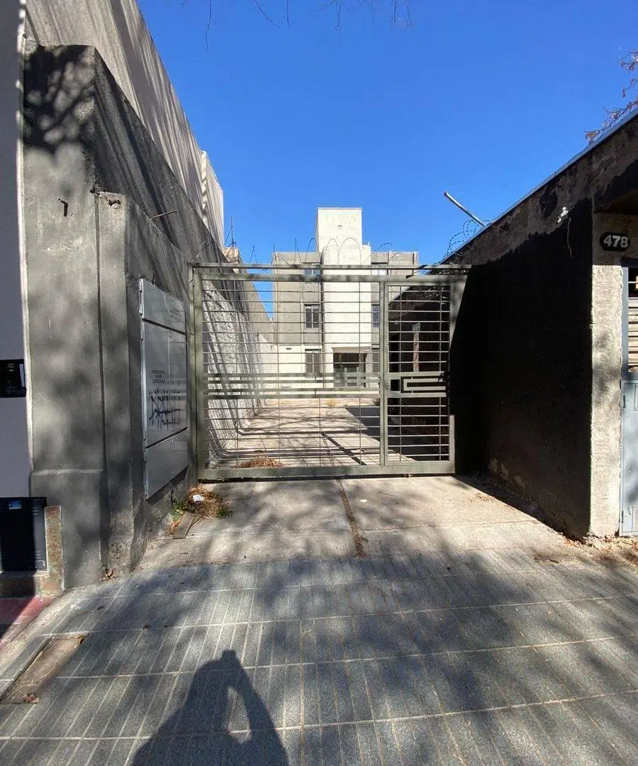 complejo  + local comercial en 5ta Sección,Mendoza 4