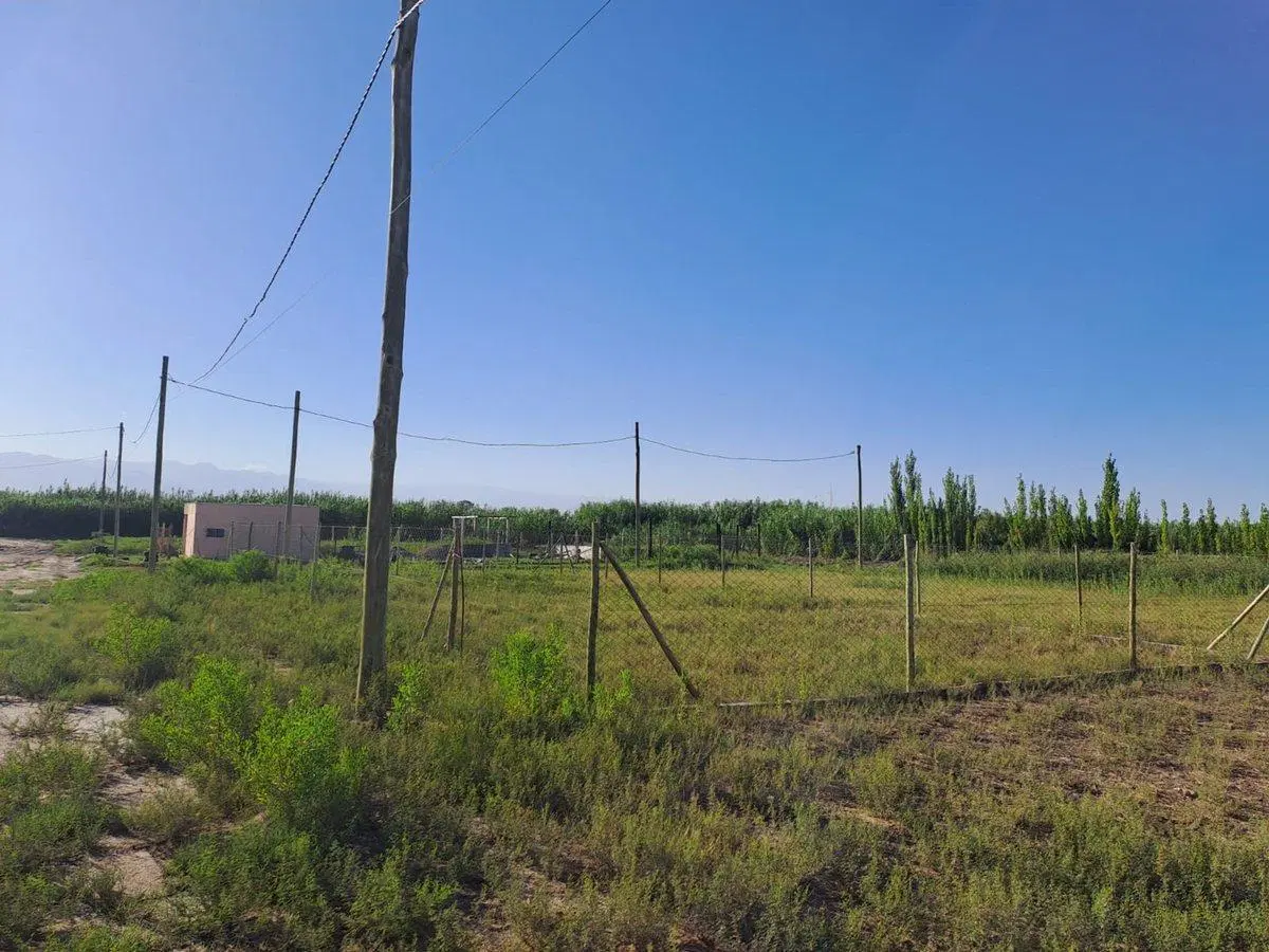 TERRENO EN VENTA  DE 380 M2,  MAIPÚ MENDOZA 4