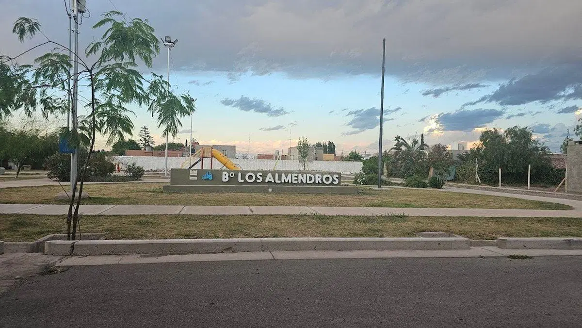 LOTE EN VENTA. LUZURIAGA MAIPÚ ESCRITURA 4