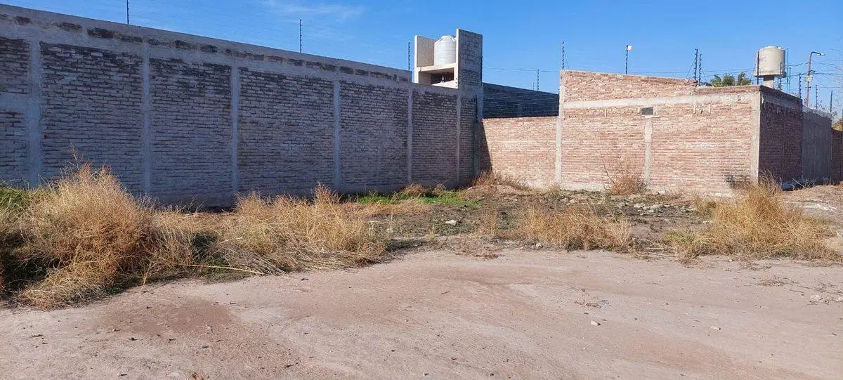 LOTE EN VENTA. LUZURIAGA MAIPÚ ESCRITURA 3