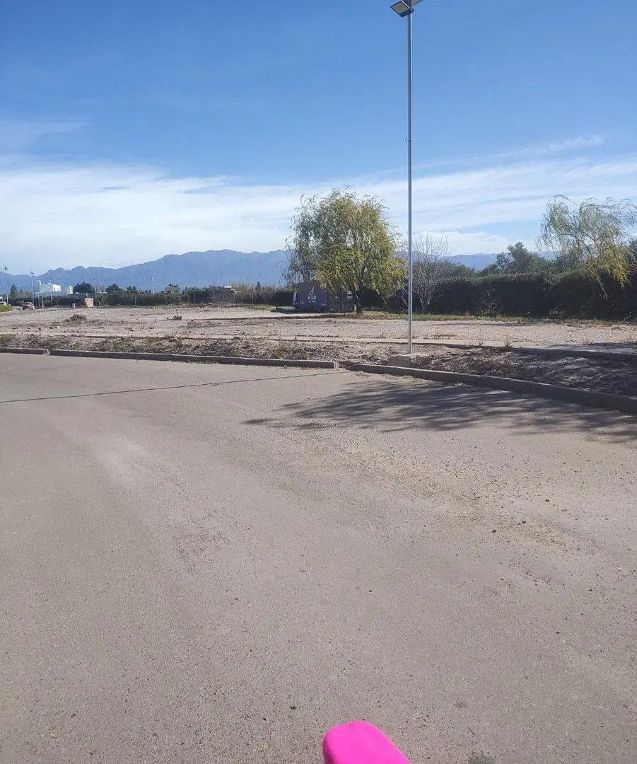 LOTE DE 500MTS EN LUJAN DE CUYO 3