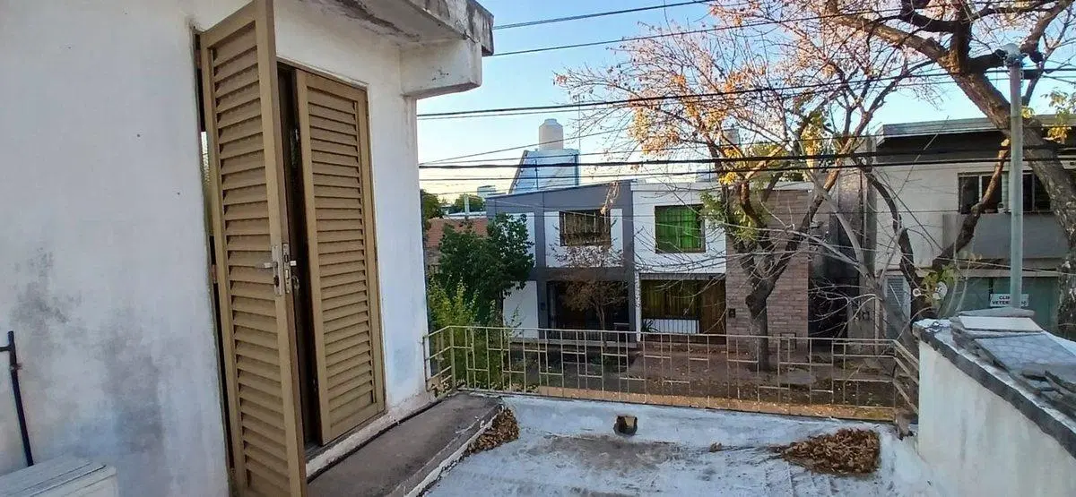 CASA EN VENTA CENTRO LUJAN DE CUYO 3