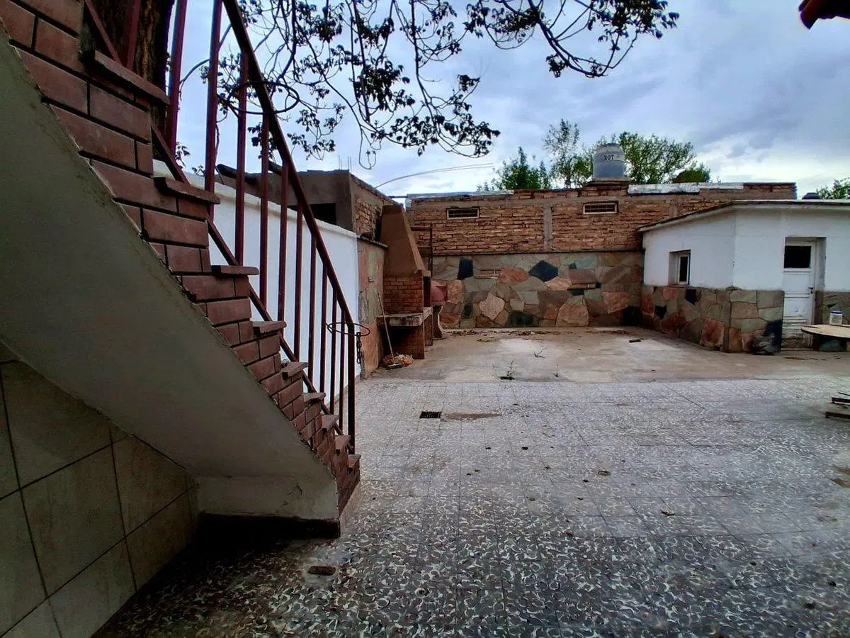 VENTA DE CASA EN BARRIO AERONÁUTICO DE LAS HERAS 5