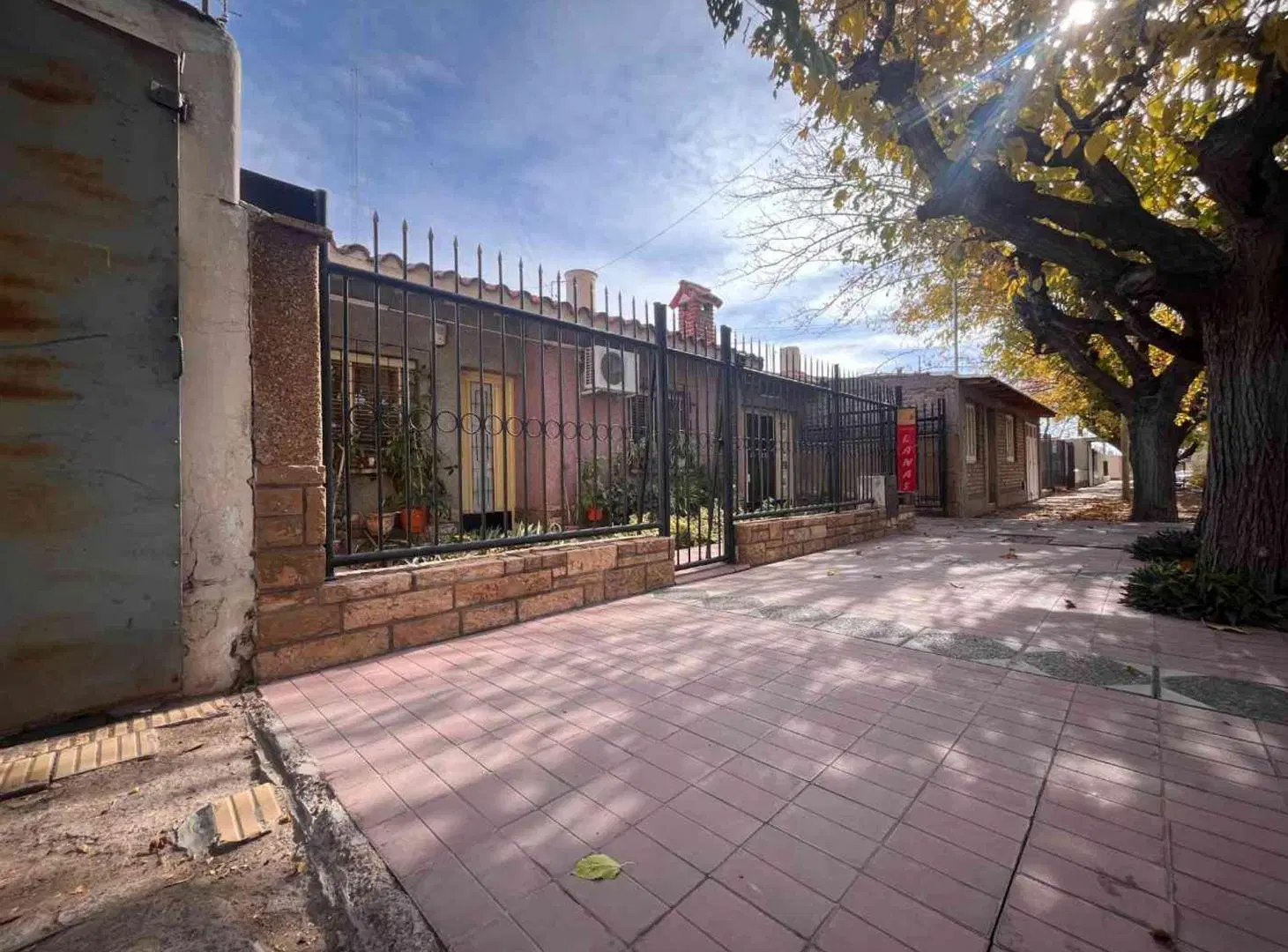 VENTA DE CASA CALLE ALPATACAL-VILLA NUEVA GLLÉN 2
