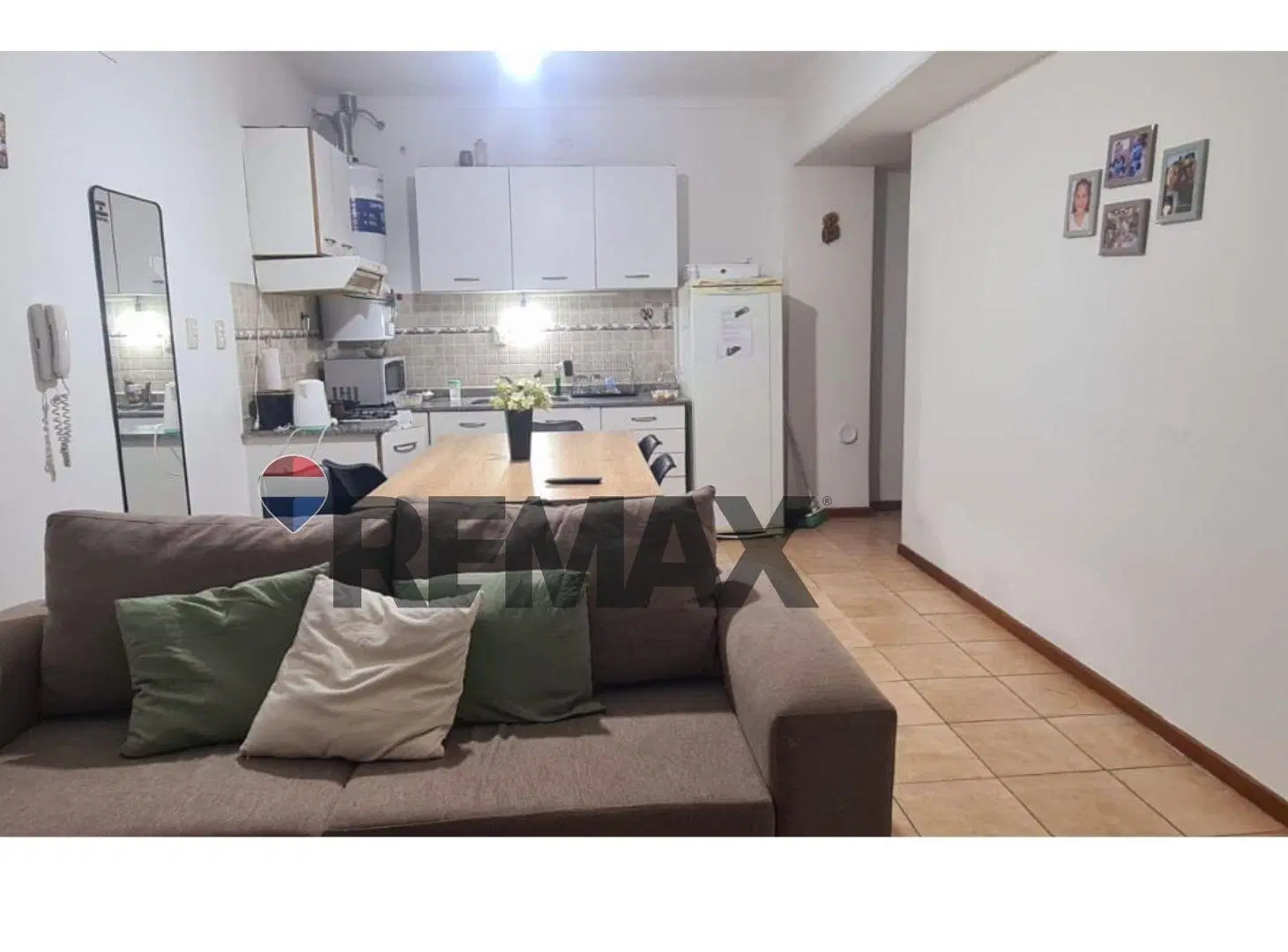 Departamento 2 dormitorios c/cochera en Bombal Sur 2