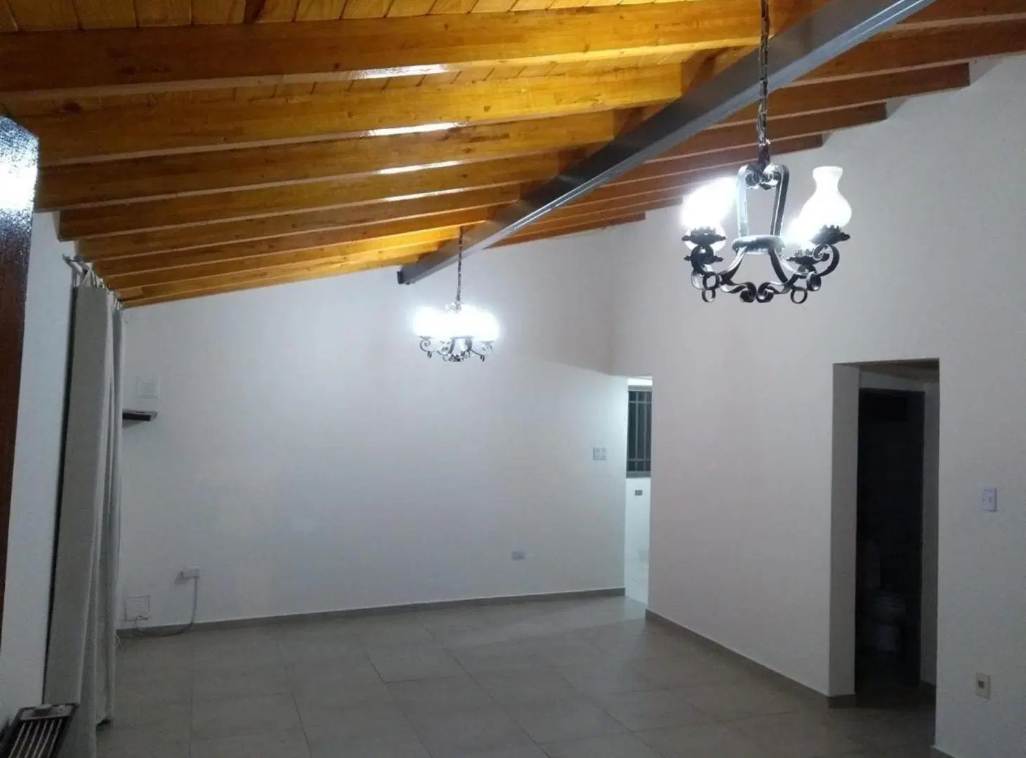 CASA ALMIRANTE BROWN 2
