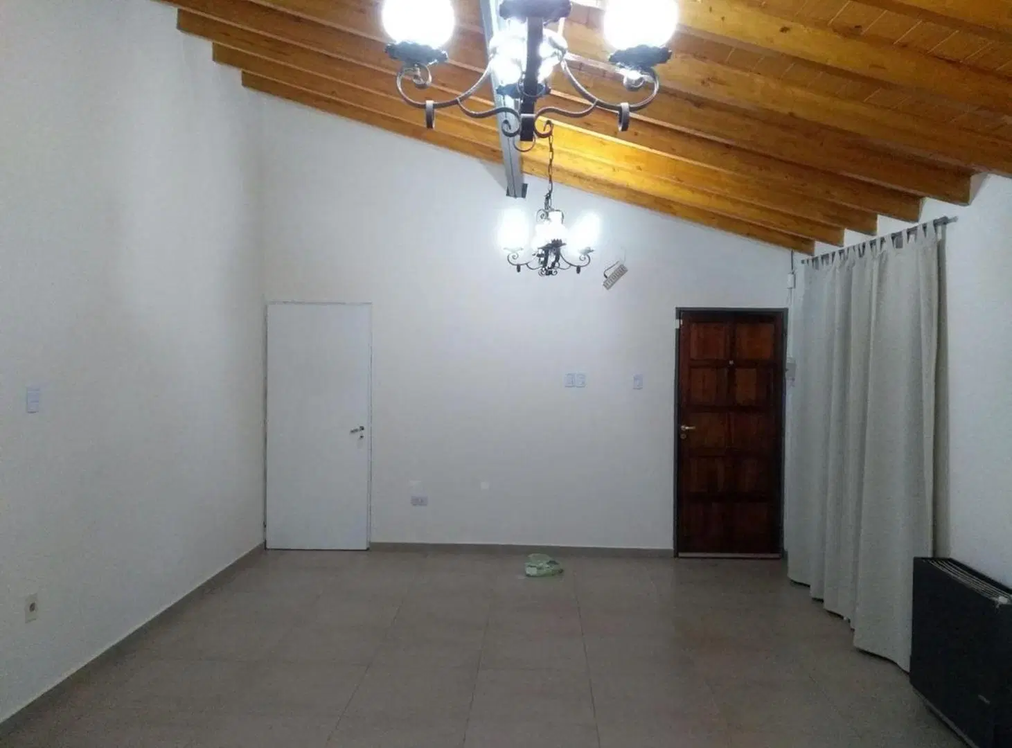 CASA ALMIRANTE BROWN 5
