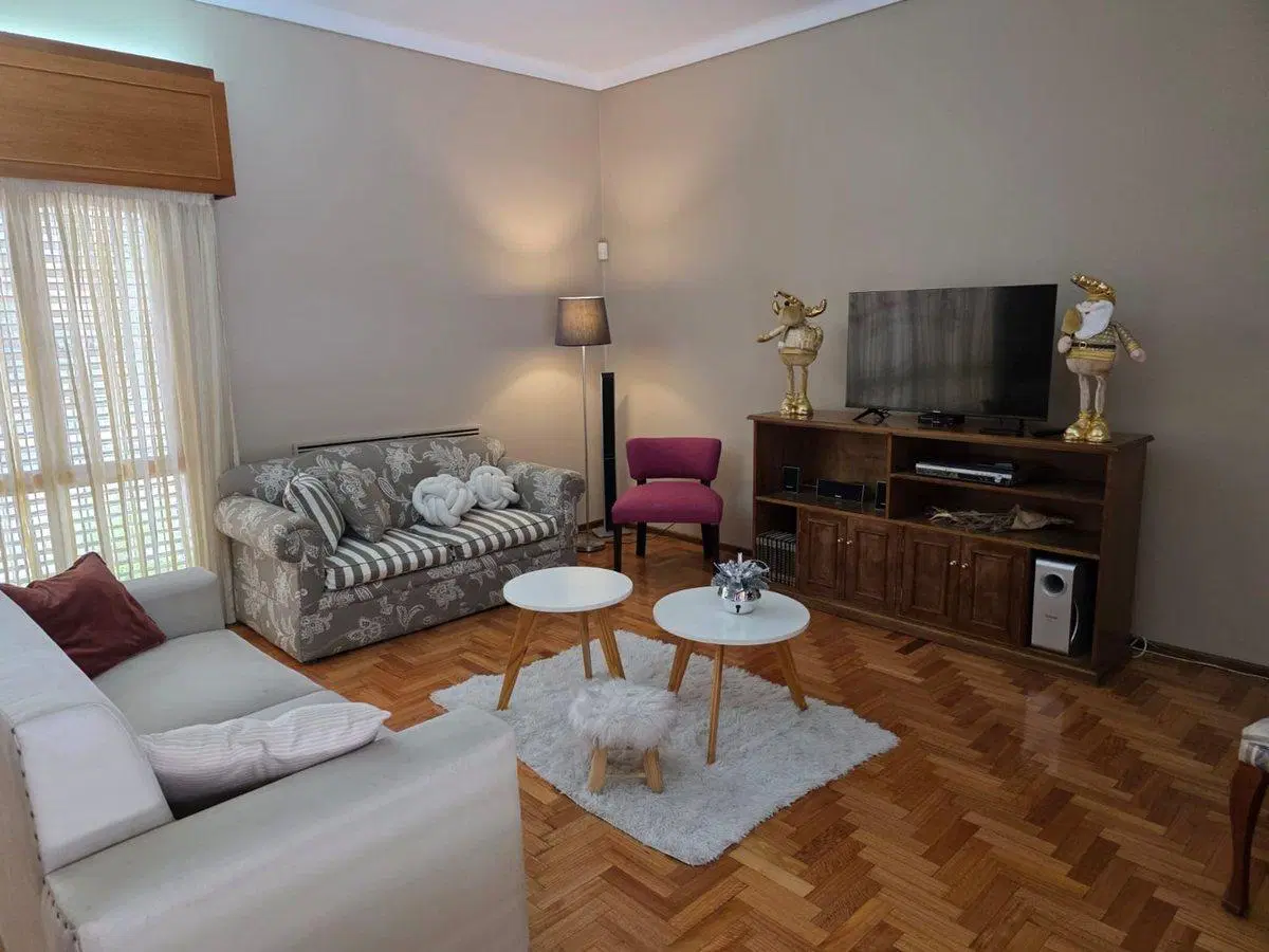 VENTA CASA A UNA CUADRA DEL MENDOZA PLAZA SHOPPING 5