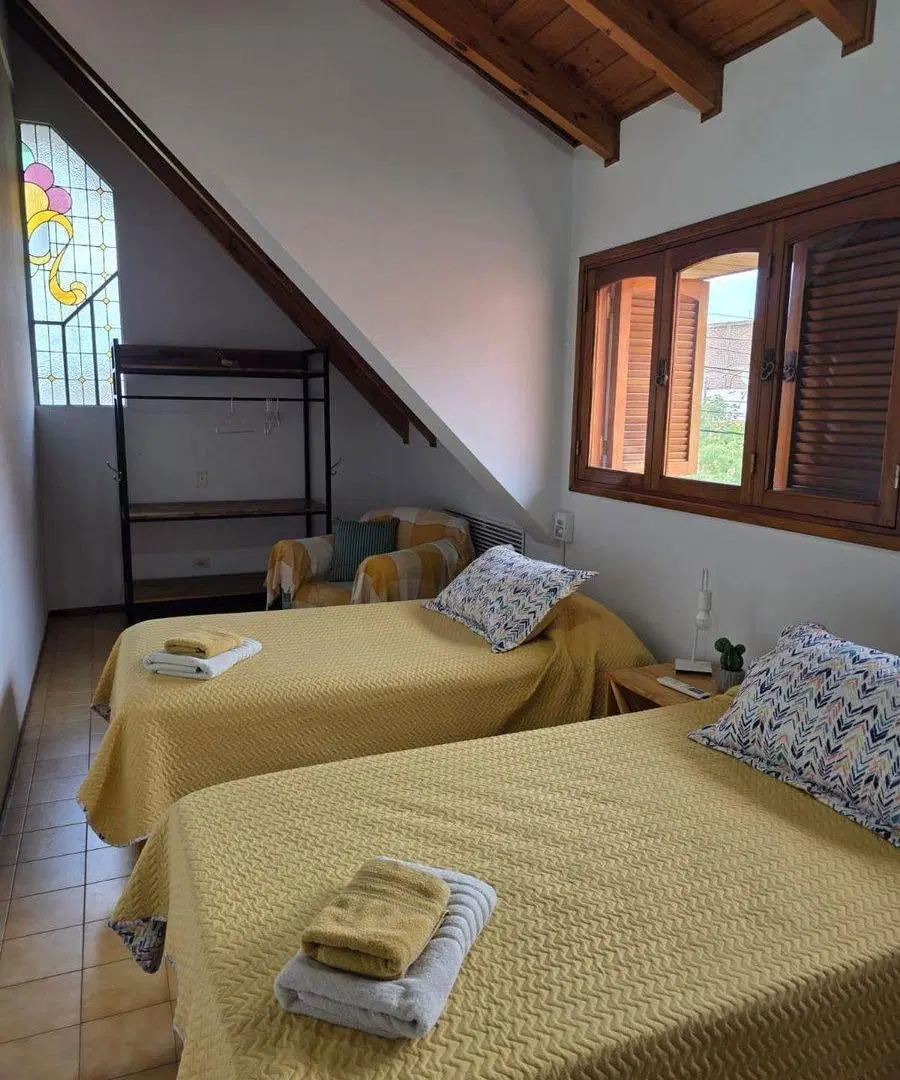 VENTA CASA A UNA CUADRA DEL MENDOZA PLAZA SHOPPING 4
