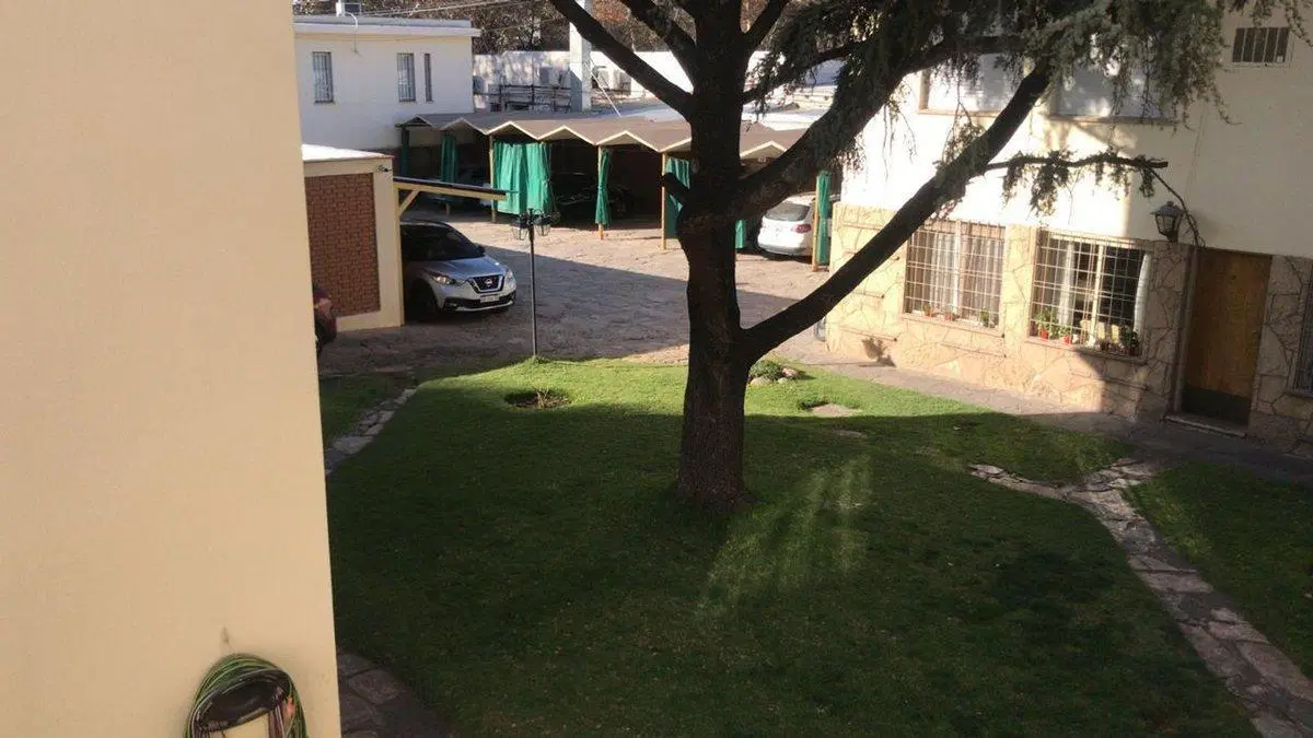 HERMOSO DEPARTAMENDO EN PLENA 5TA. SECCION. 5