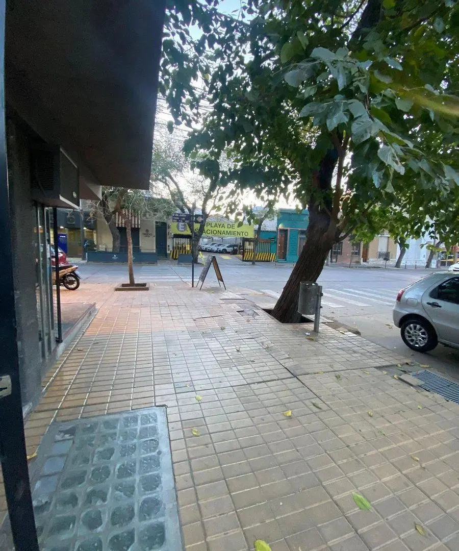 oficina a la venta en capital - mendoza 2