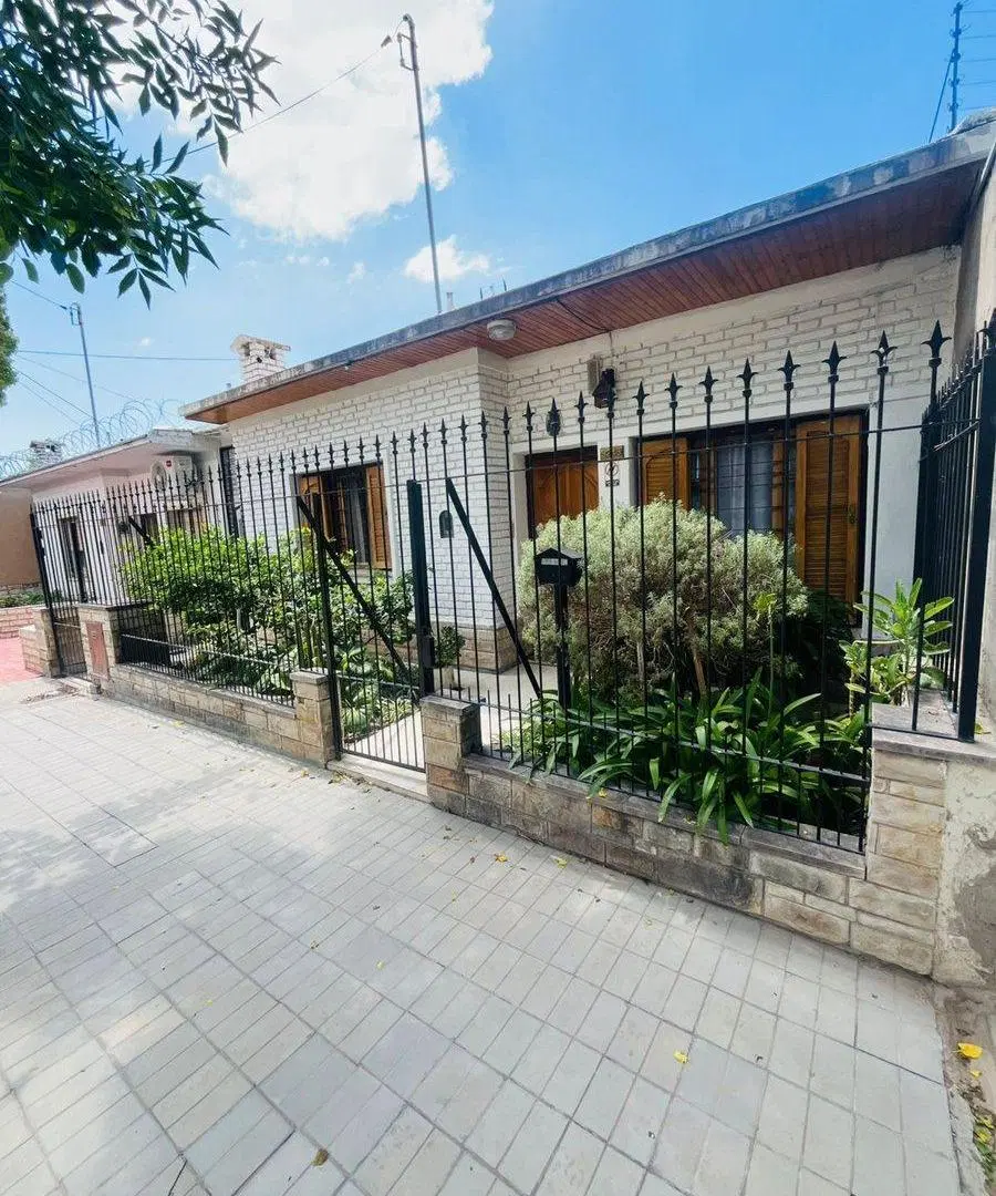Casa 3 dorm. en Sexta Sección – Mendoza 3