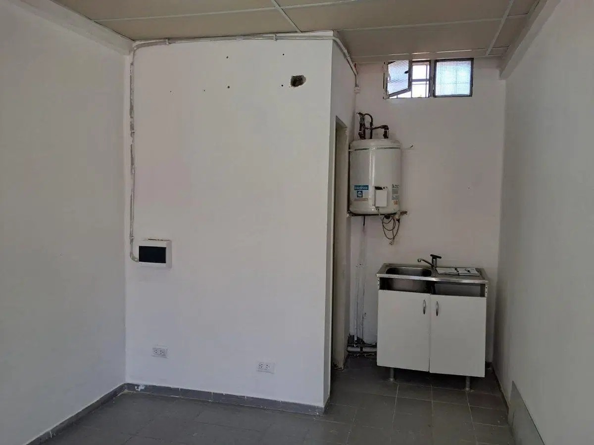 VENTA LOCAL/OFICINA B TRAPICHE ,GODOY CRUZ 2