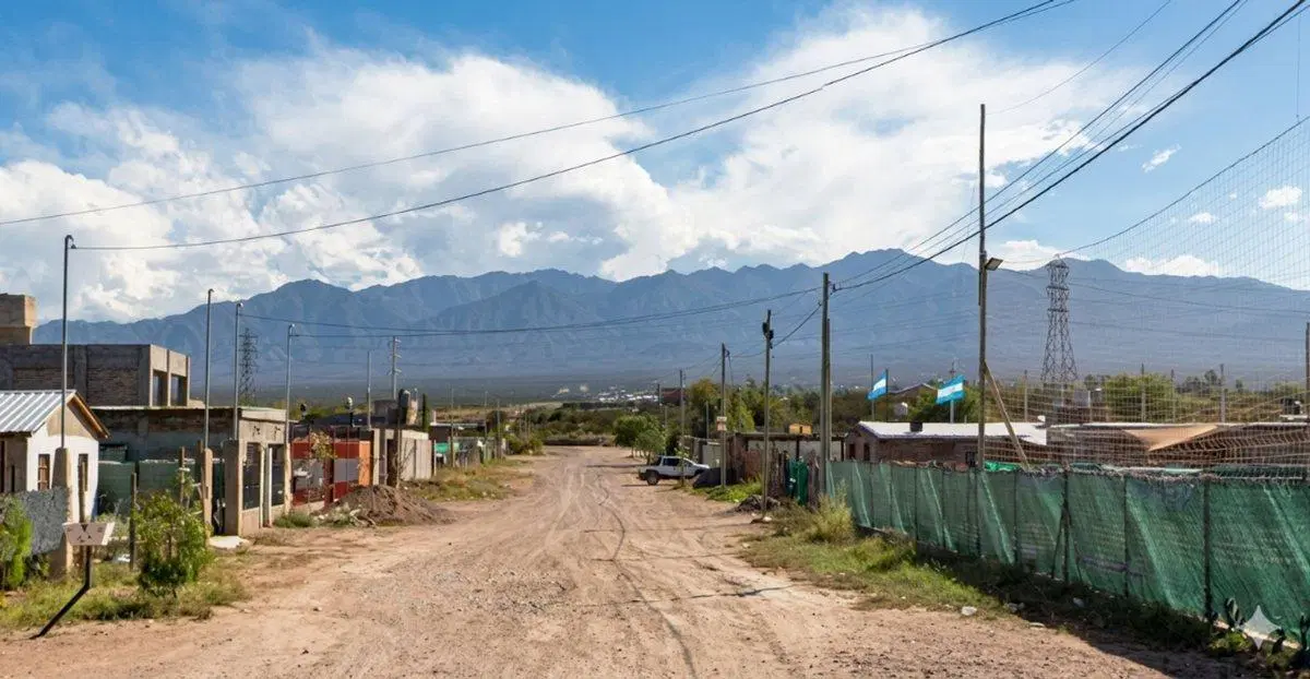 Lote 700m2 Vertientes de Pedemonte- Lujan de cuyo 2