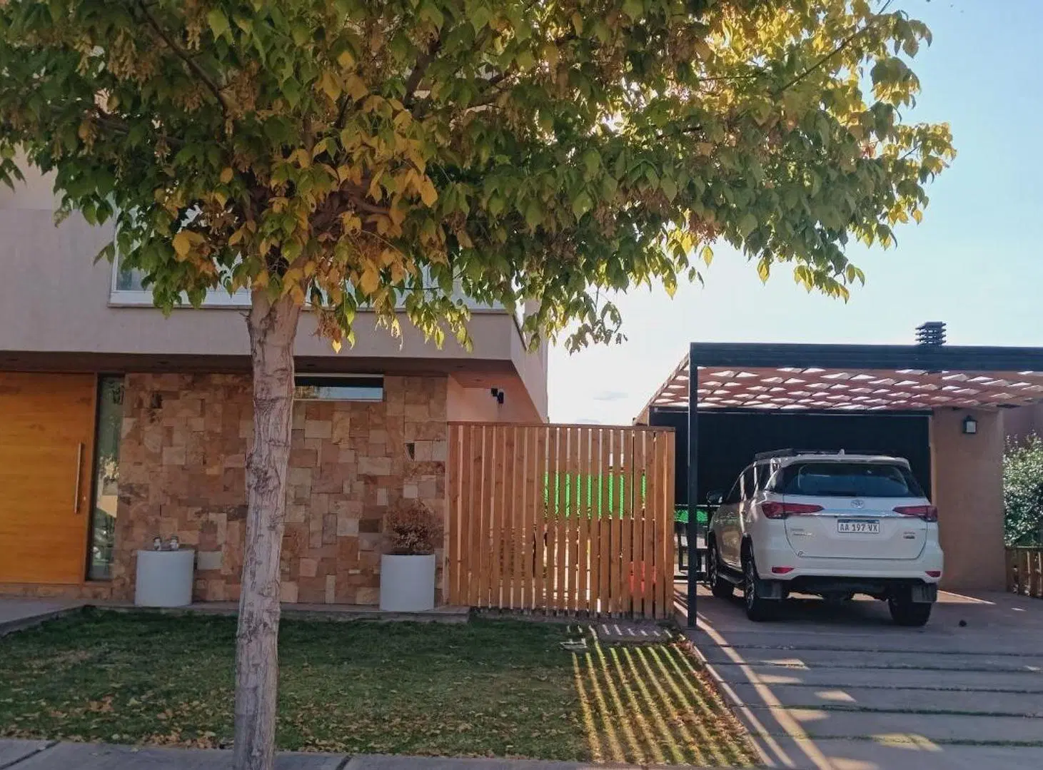 CASA EN VENTA B° PRIVADO MILCAYAC I, LUJÁN DE CUYO 2