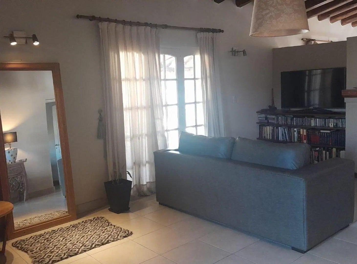 CASA  ESTILO COLONIAL EN VENTA , PERDRIEL 5