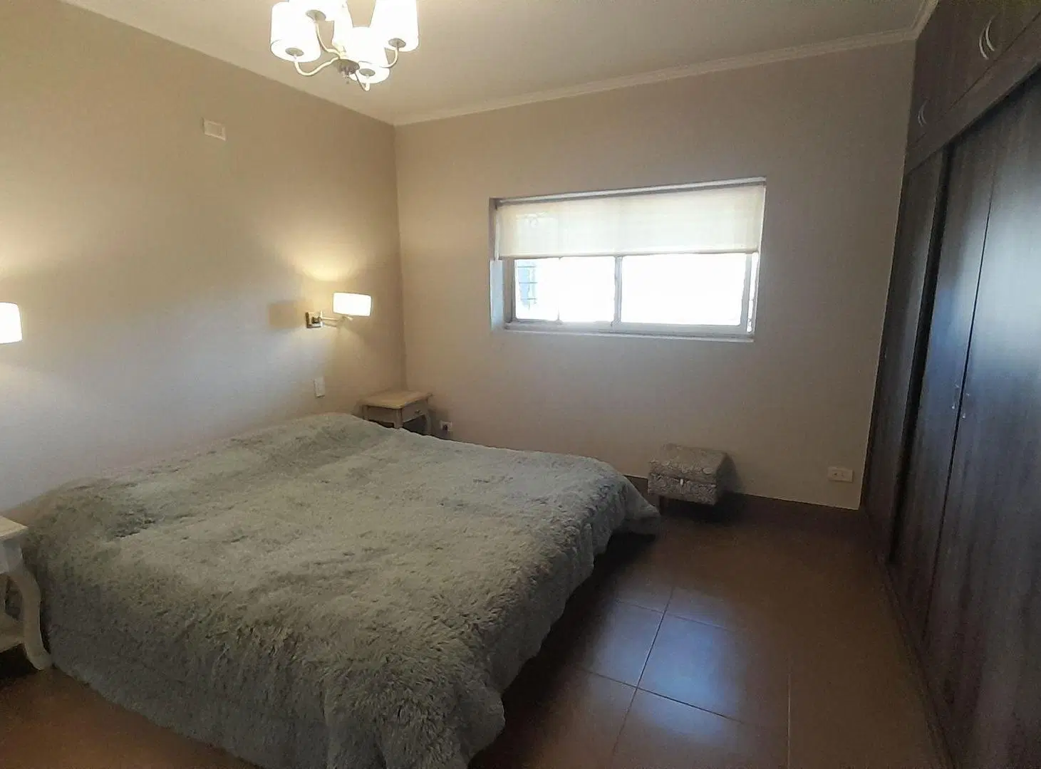 CASA  ESTILO COLONIAL EN VENTA , PERDRIEL 4