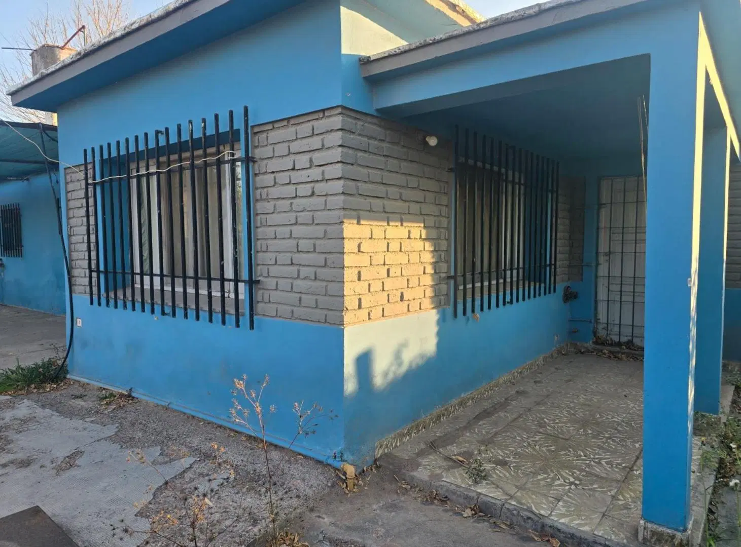 ALQUILER CASA PERDRIEL SOBRE BRANDSEN 2
