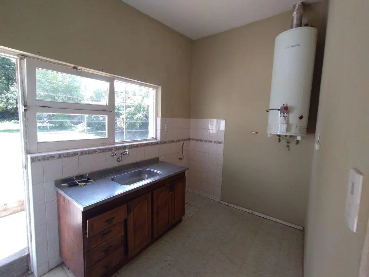 CASA EN BARRIO PARQUE DRUMMOND EN VENTA 3