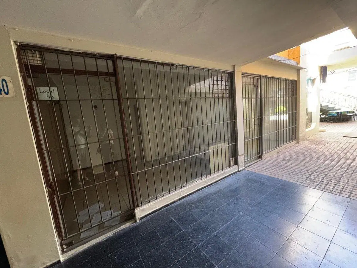 OPORTUNIDAD DE 2 LOCALES EN EL CORAZON DE MENDOZA 4